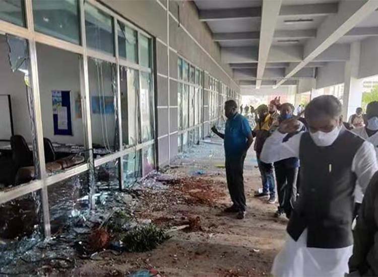 印度工廠被暴力打砸，數(shù)千部iphone被盜，臺企損失上千萬【潤康】輥皮廠家對此事看法?