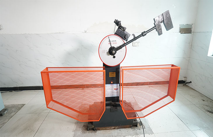 潤(rùn)康錘擊式?jīng)_擊試驗(yàn)機(jī) 潤(rùn)康錘擊式?jīng)_擊試驗(yàn)機(jī)